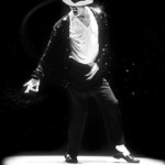news_michaeljackson_01x240