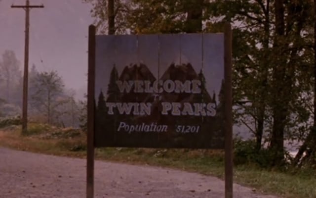 Twin Peaks  Coming to Showtime 